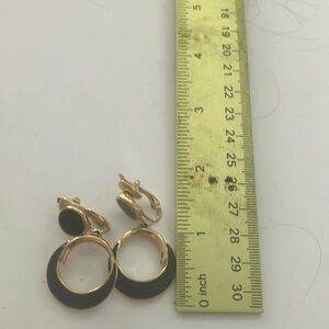 FINAL MARKDOWN Elegant trifari clip on earrings